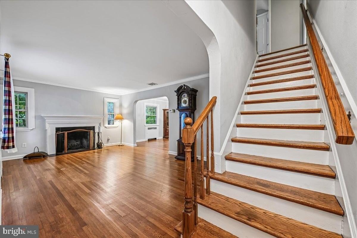 3201 Circle Hill Rd - Photo 6 of 37