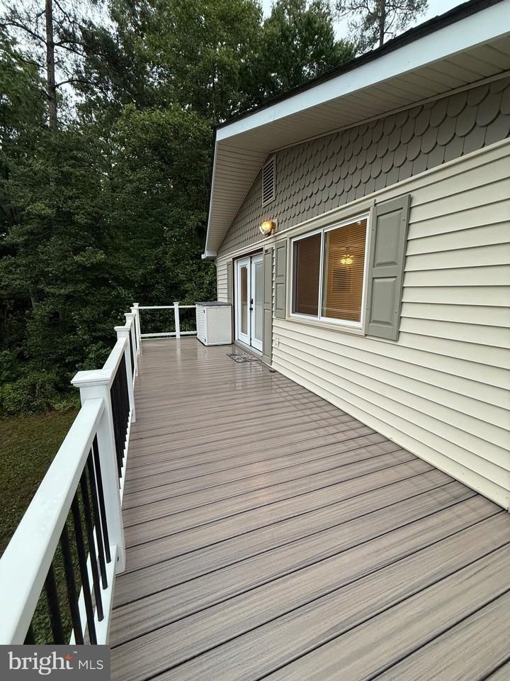 231 Lake Caroline Dr - Photo 3 of 20