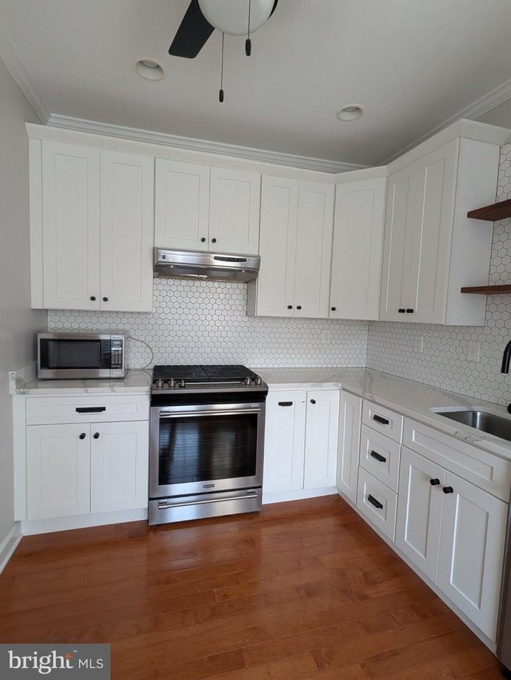 47574 Comer Sq - Photo 4 of 42