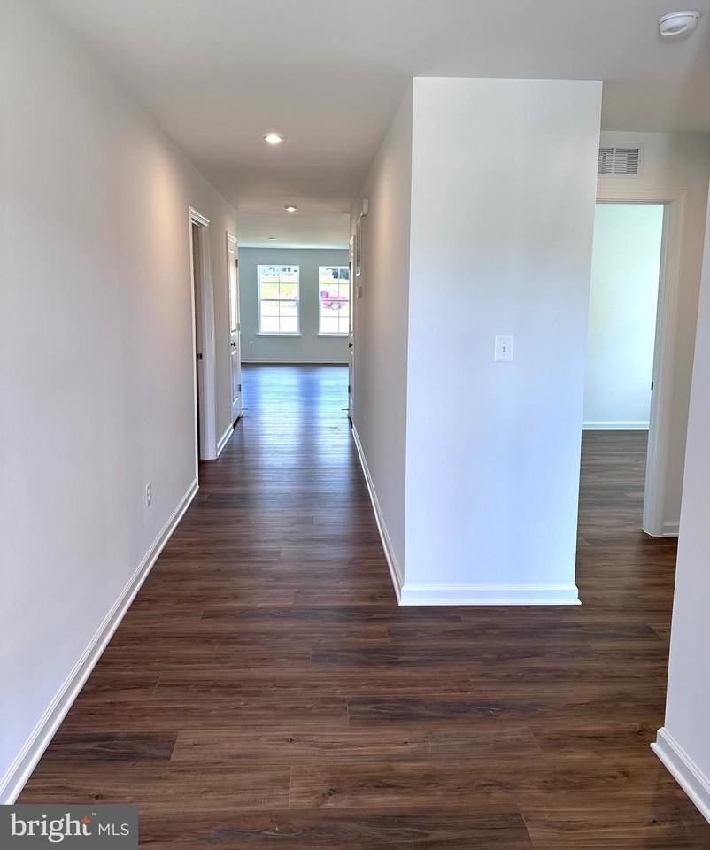 151 CAPULET Court - Photo 3 of 22