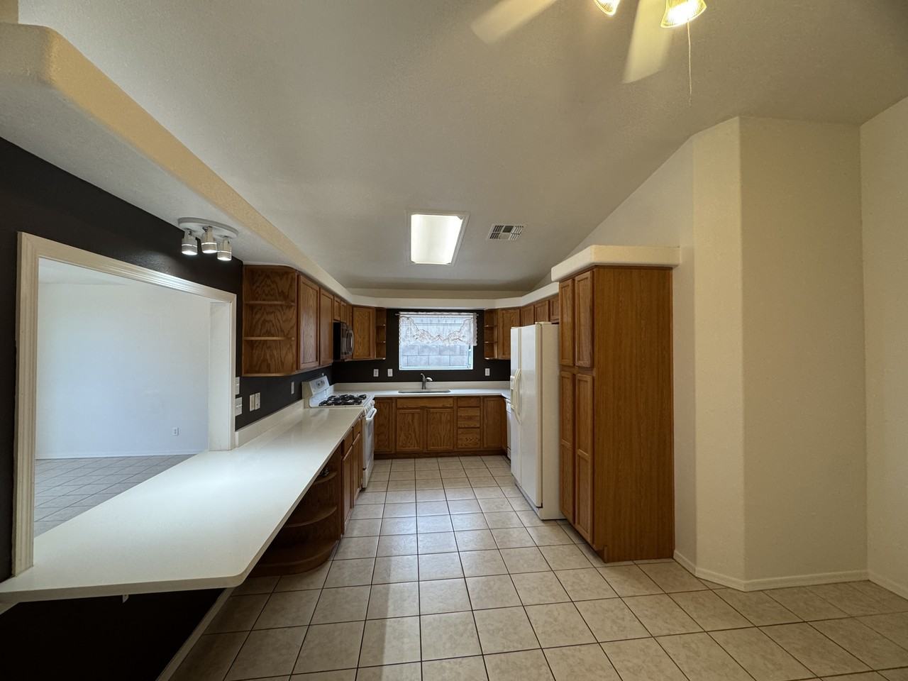 3719 N Roosevelt St #1 - Photo 2 of 10
