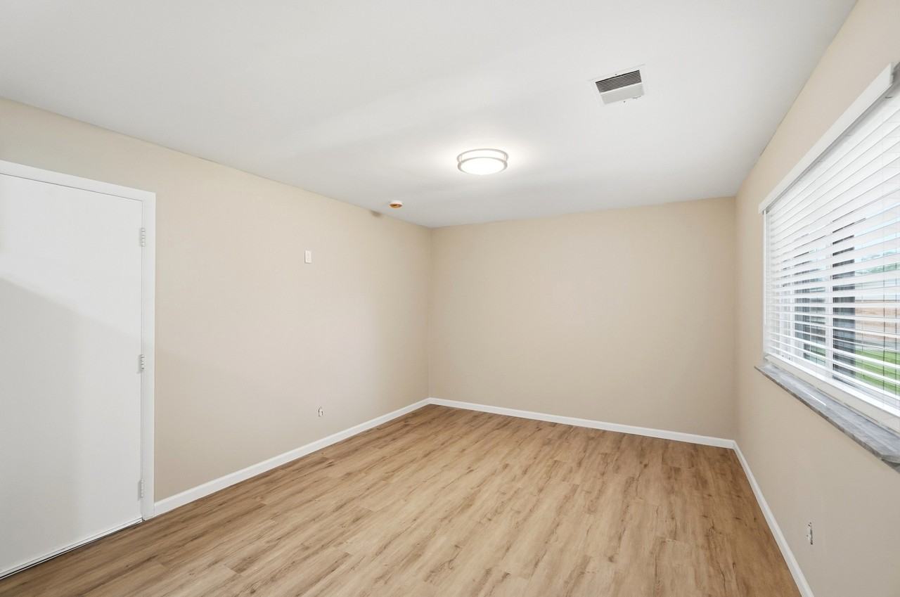 3920 Pobst Dr #1 - Photo 7 of 28
