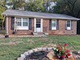 featured image of 119 Temple Ln