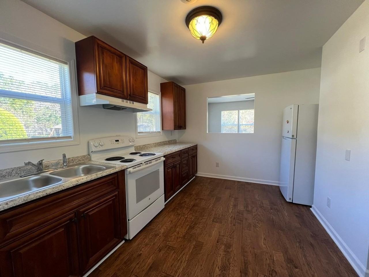 8324 Stephenson Rd - Photo 5 of 13
