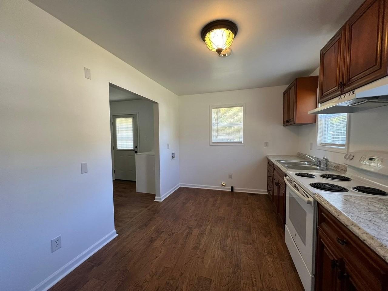 8324 Stephenson Rd - Photo 6 of 13
