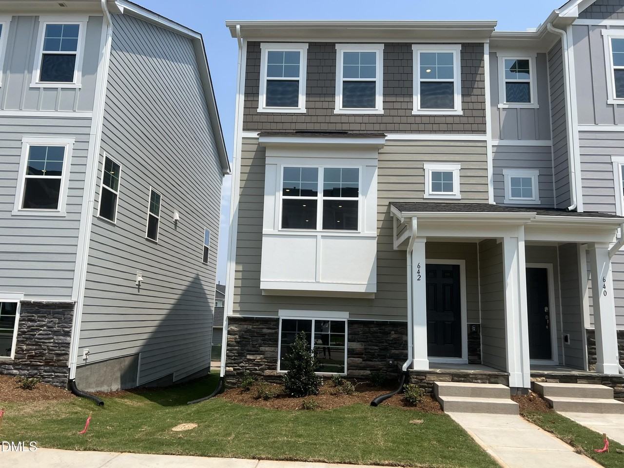642 Gimari Dr