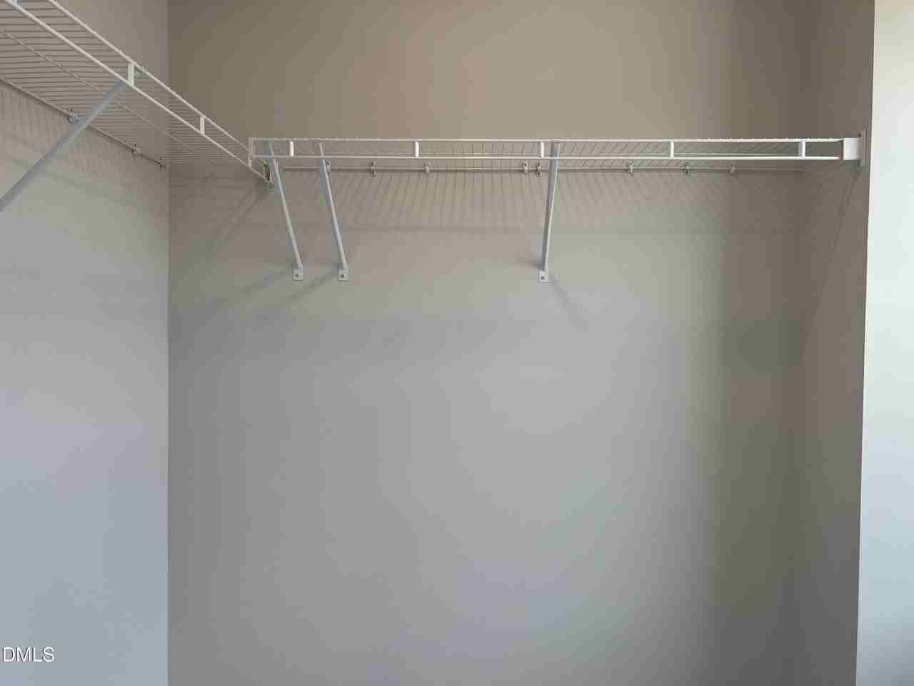 642 Gimari Dr - Photo 7 of 44
