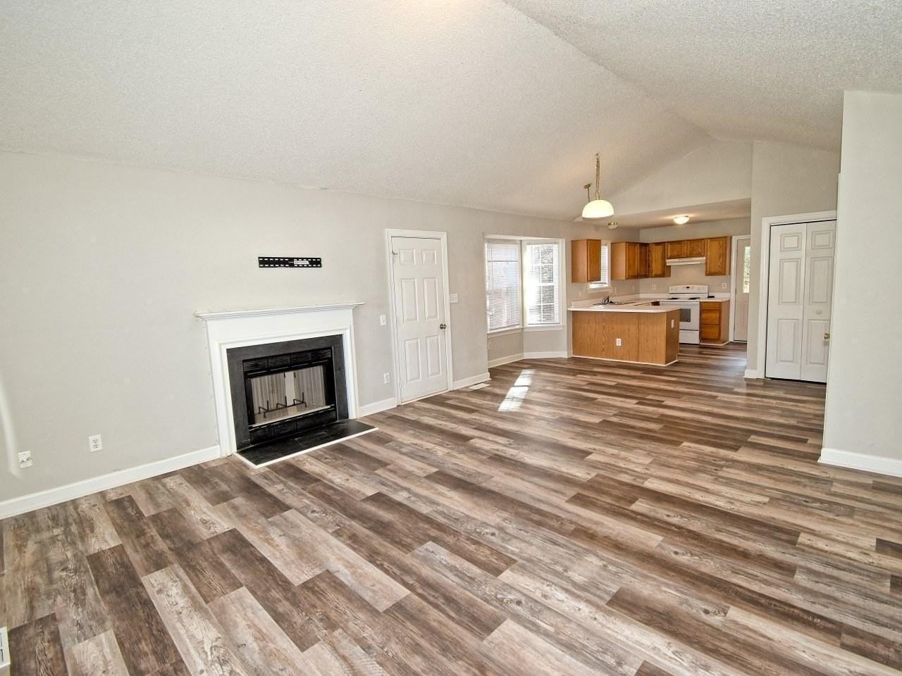 239 Tillamook Dr - Photo 3 of 39