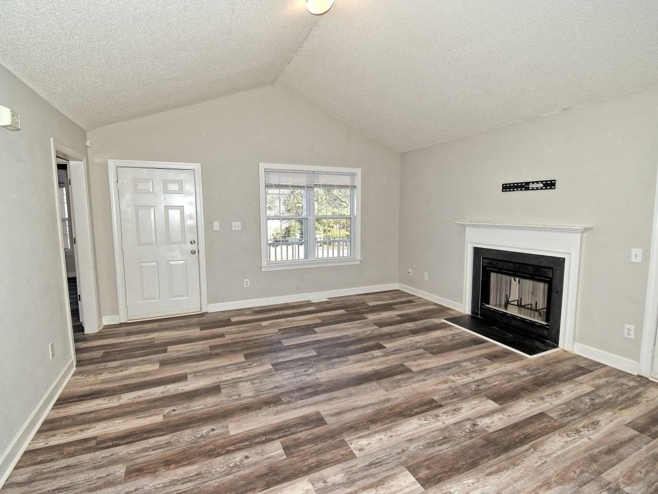 239 Tillamook Dr - Photo 4 of 39