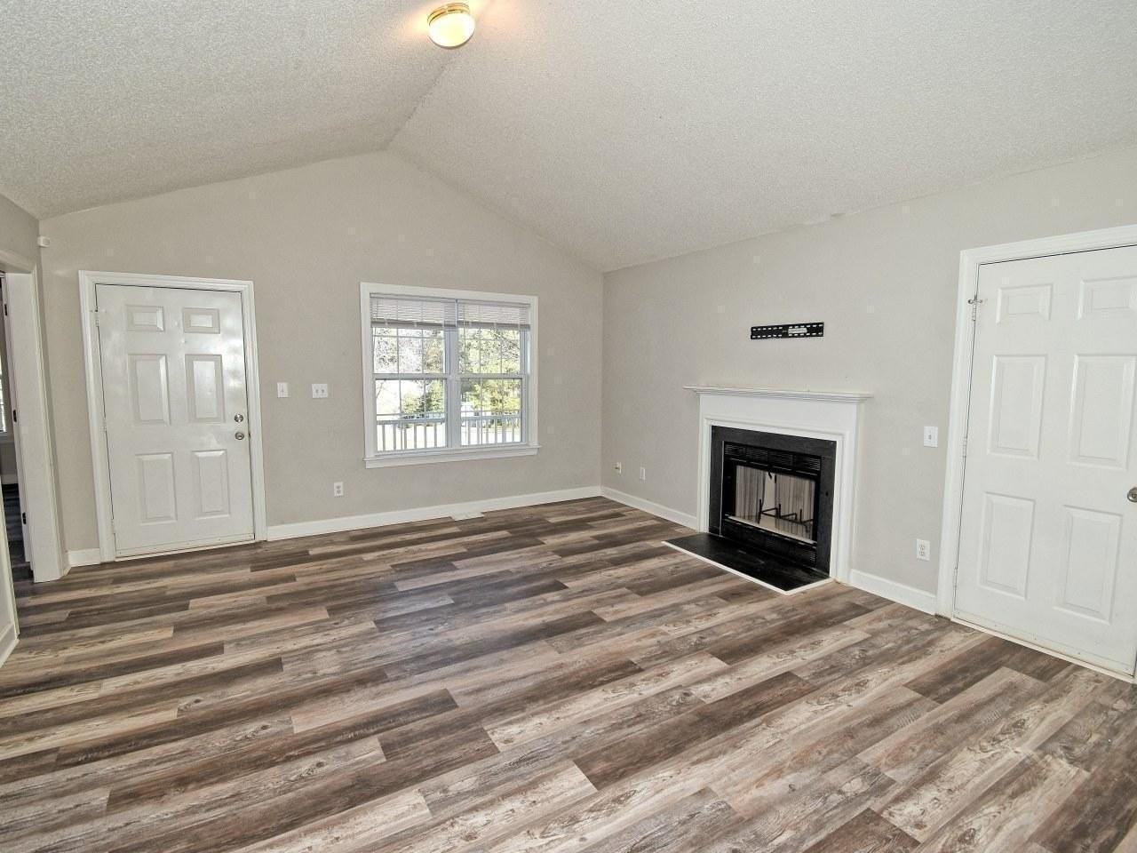 239 Tillamook Dr - Photo 5 of 39