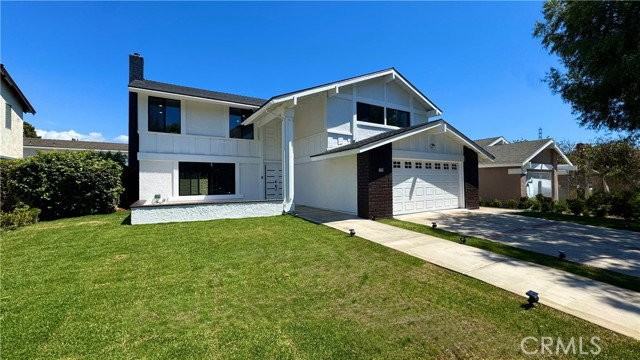 17502 Luther Ave - Photo 2 of 8