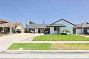 featured image of 11851 Wisteria Ave