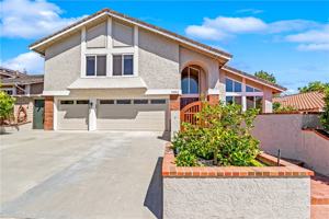 featured image of 29222 Bobolink Dr