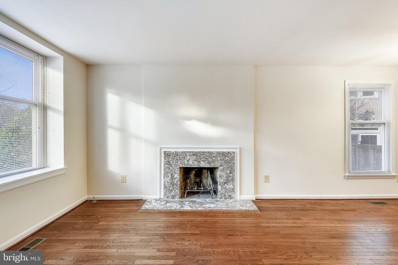1523 Oronoco St - Photo 4 of 42