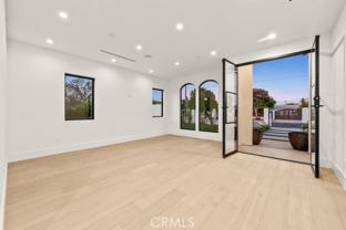 8065 Lloyd Ave - Photo 1 of 1