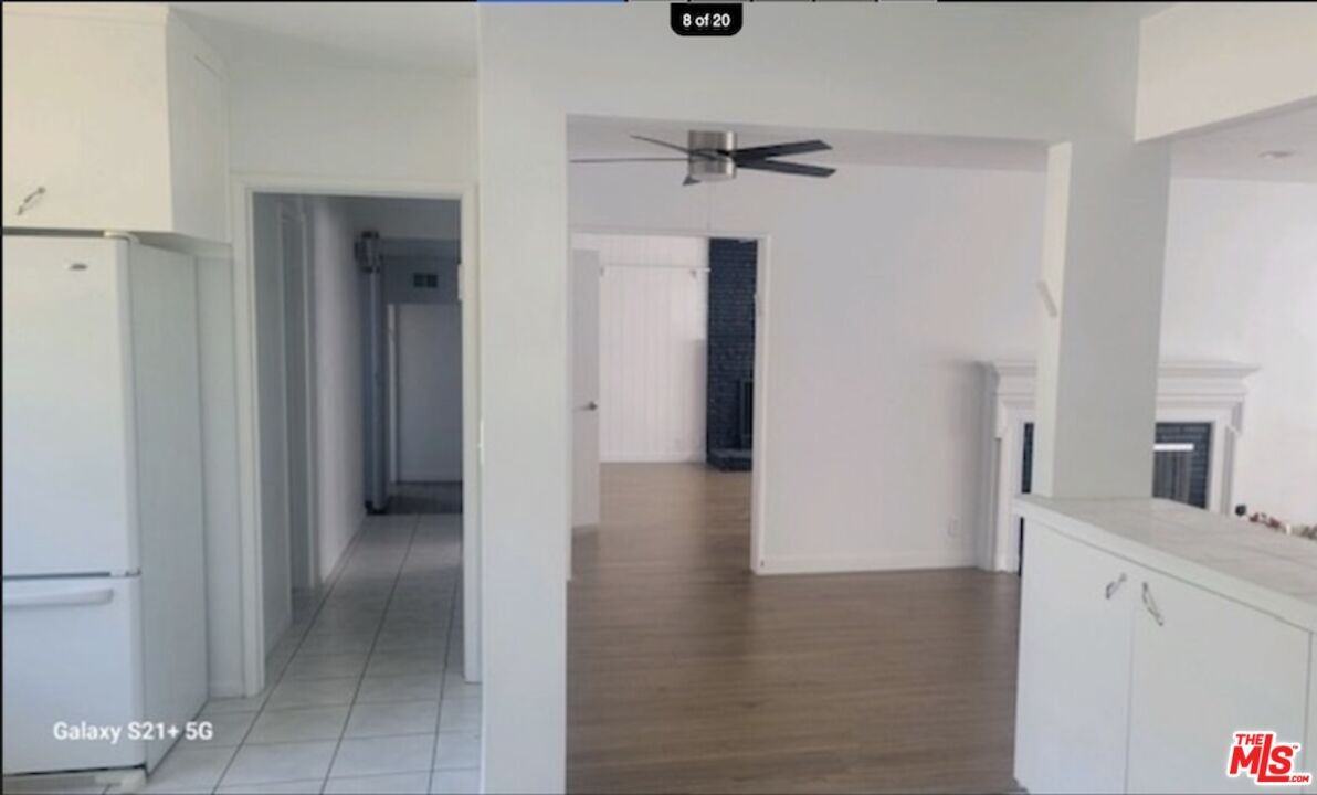 17402 Hart St - Photo 3 of 7