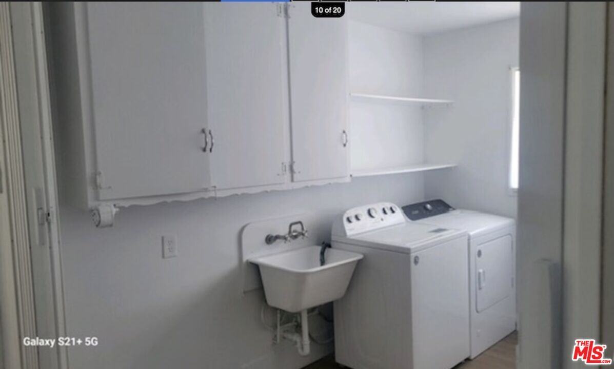 17402 Hart St - Photo 5 of 7