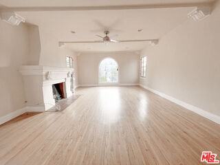 219 S Hamilton Dr #2 - Photo 2 of 8