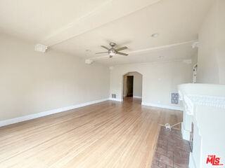 219 S Hamilton Dr #2 - Photo 3 of 8