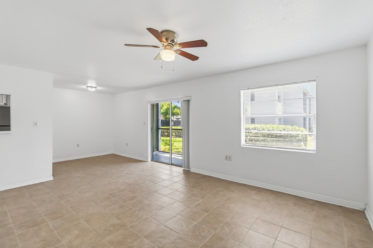2569 North Alafaya Trail - 133Apt 133 #133 - Photo 3 of 29