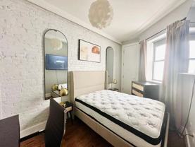 Private Bedroom in 4 Bedroom/1.5 Bathroom Home - Photo 1 of 1