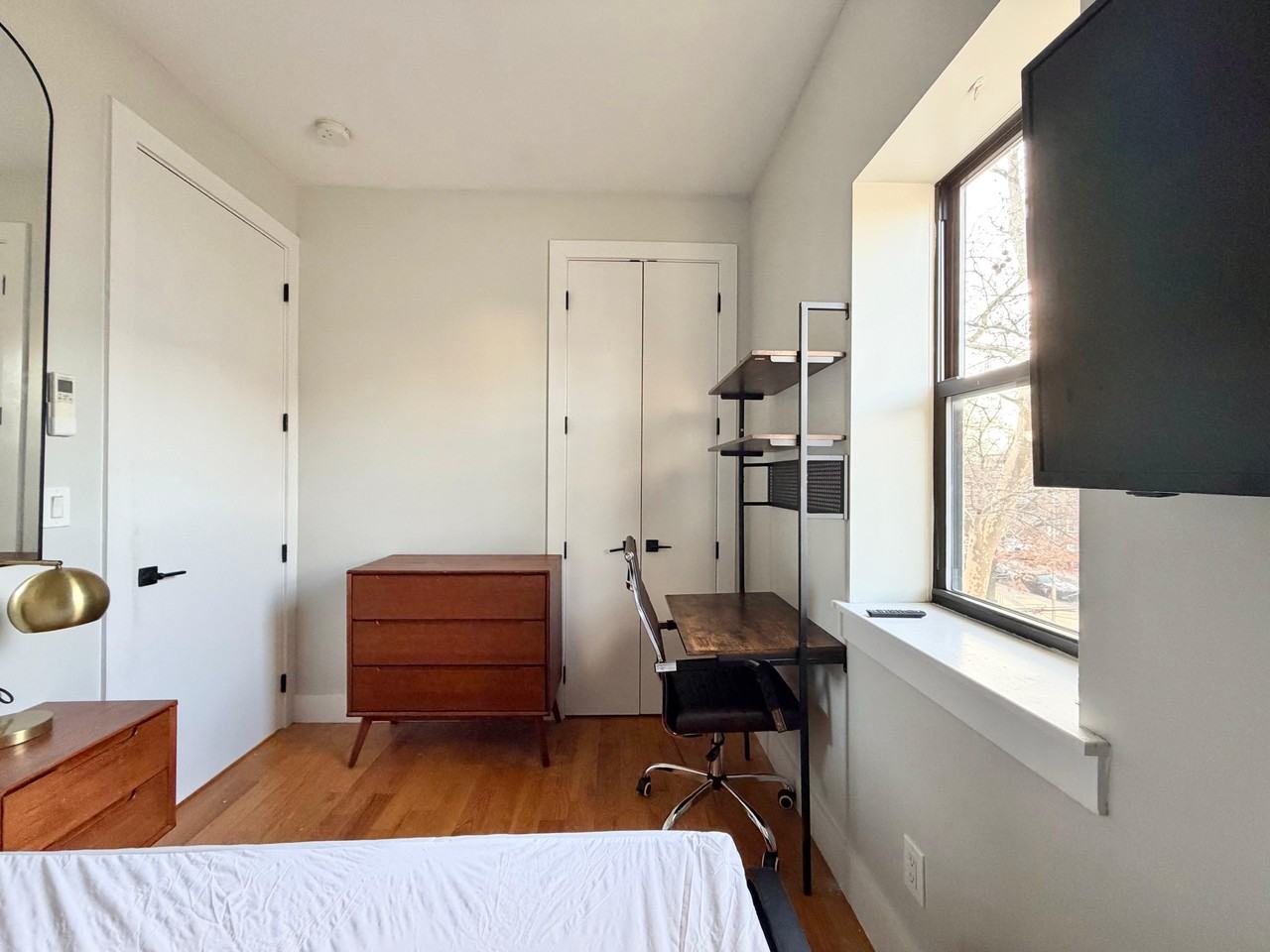 Private Bedroom in 4 Bedroom/1.5 Bathroom Home - Photo 2 of 6
