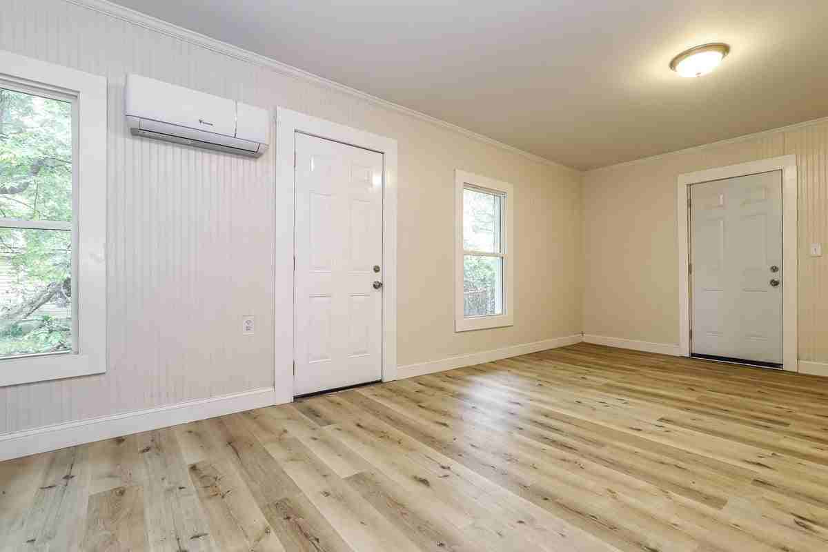 1312 Vernon Pl #A - Photo 6 of 11