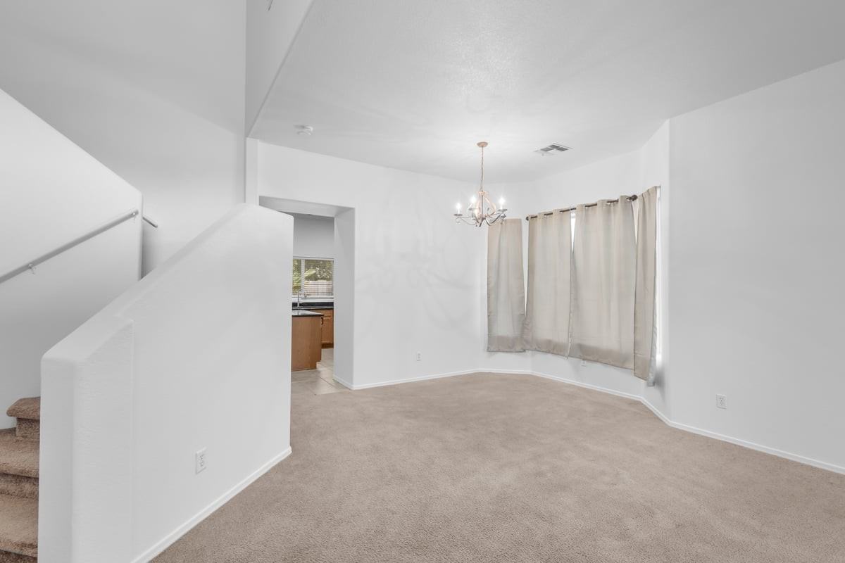 15623 W Ocotillo Ln - Photo 5 of 26