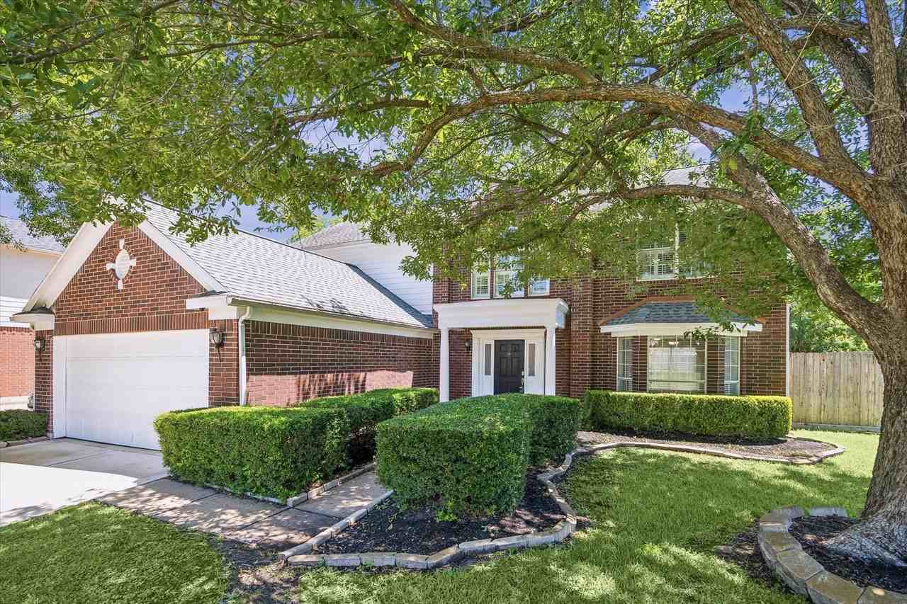 9806 Gold Cup Way - Photo 2 of 35