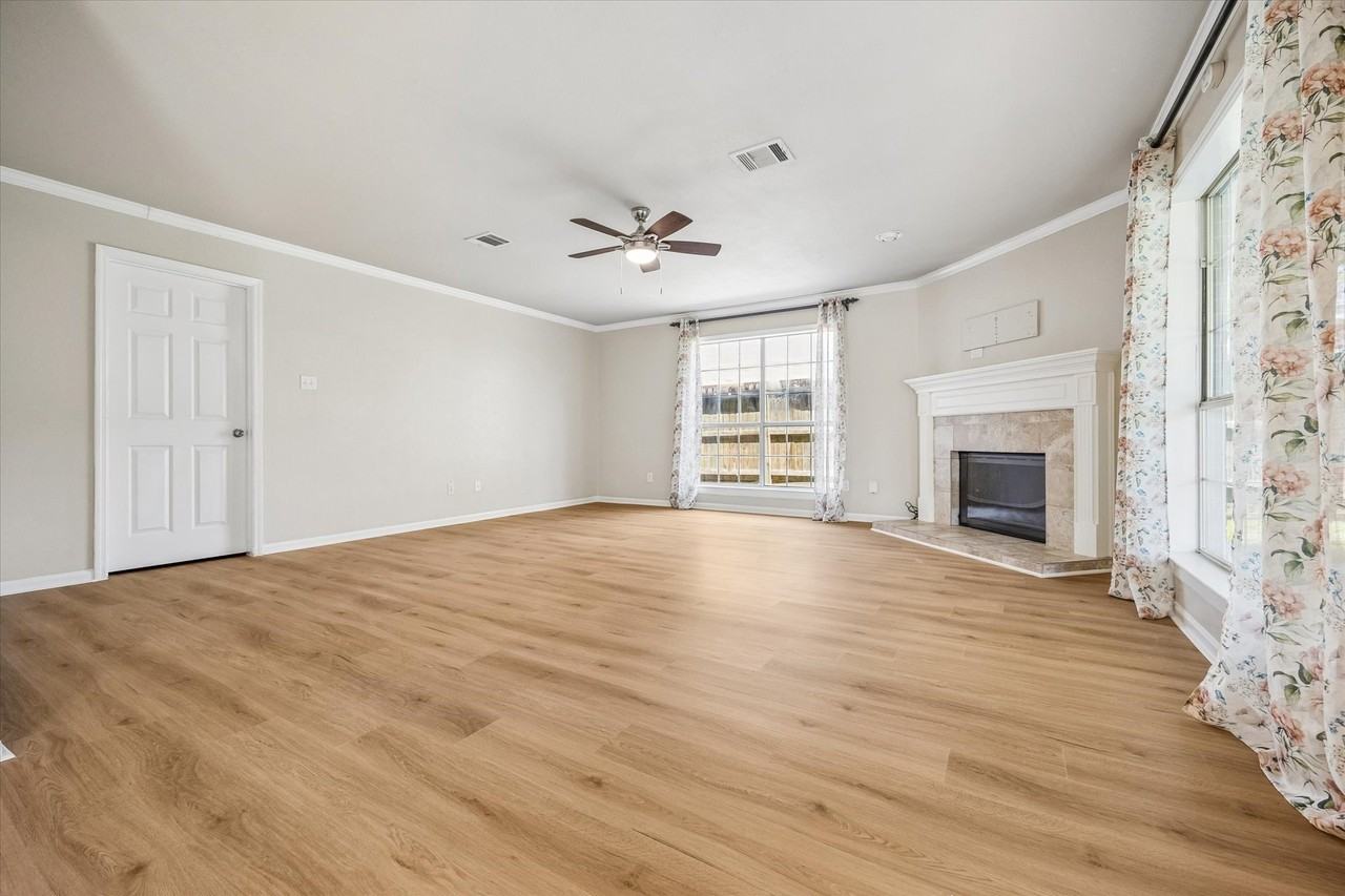 9806 Gold Cup Way - Photo 6 of 35