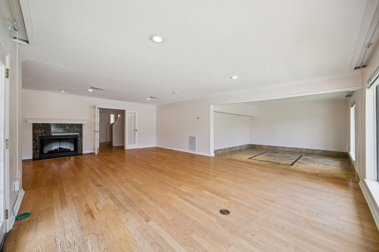 10314 Olympia Dr - Photo 5 of 21