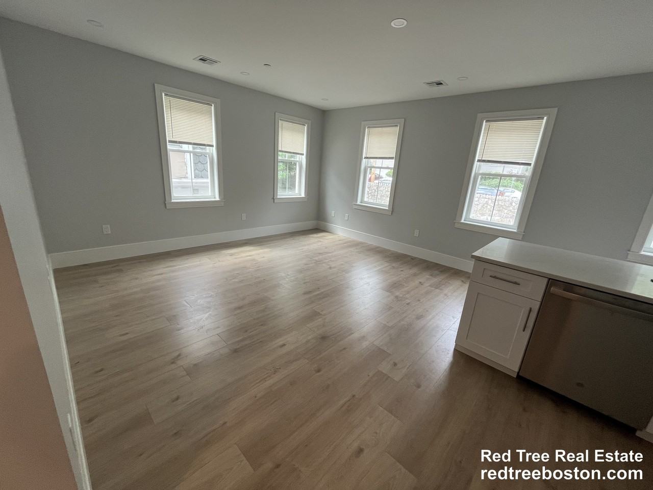 124 Kenrick St #6 - Photo 4 of 20