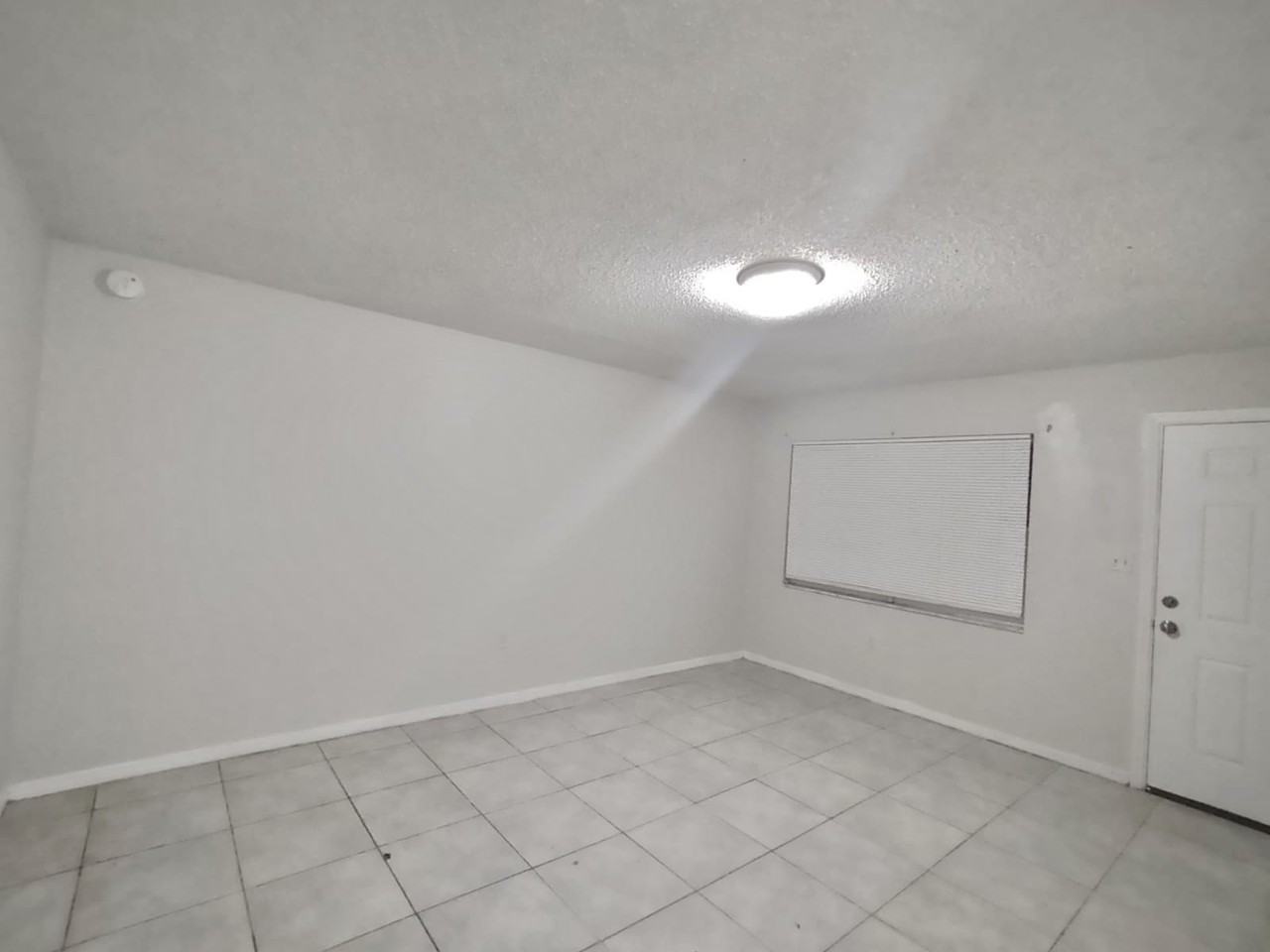 1704 Birchwood Circle Leesburg, FL 34748 - Photo 4 of 11