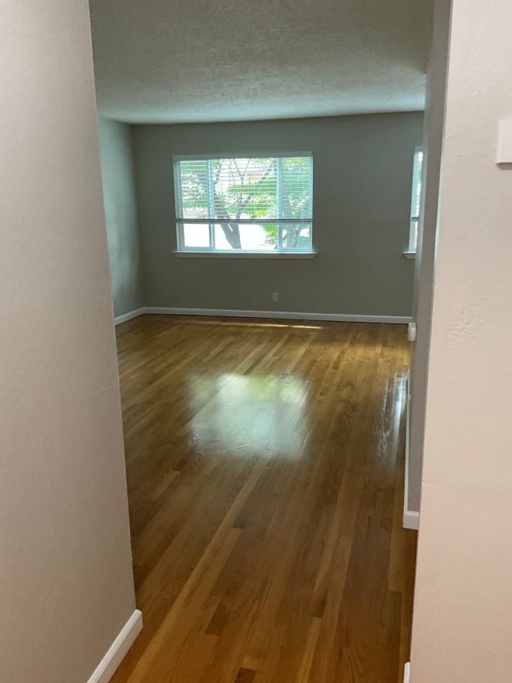 141 Montecito Ave - Photo 4 of 10