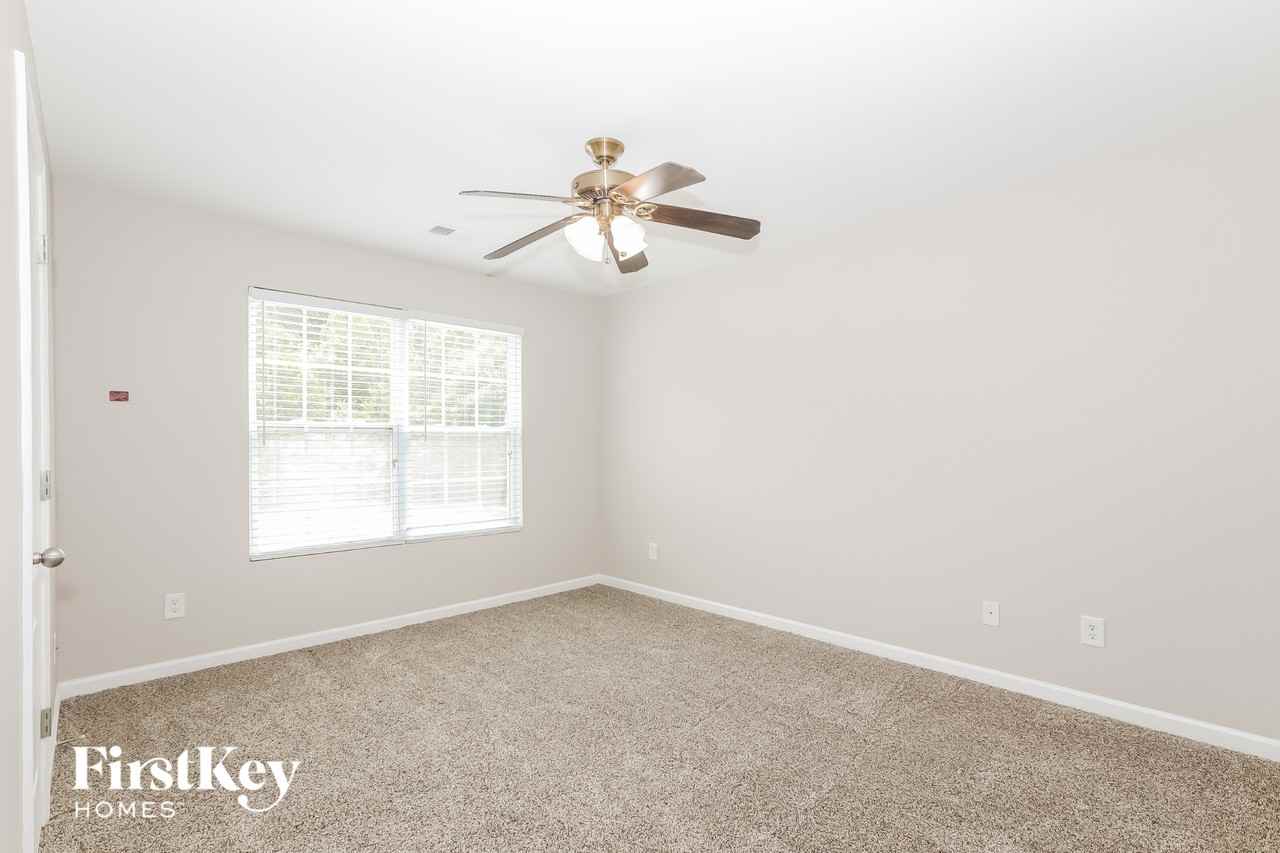 7007 Annie Walk - Photo 7 of 15