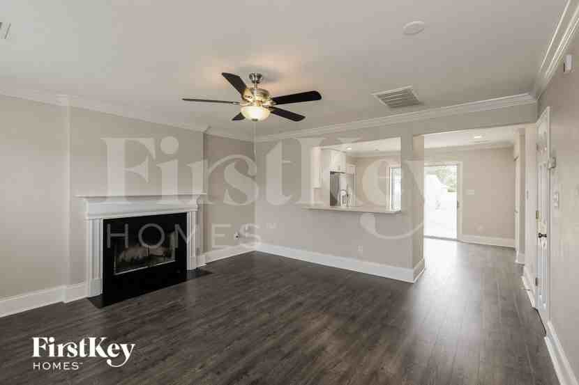 3907 Cardinal Bluff Ln - Photo 2 of 15