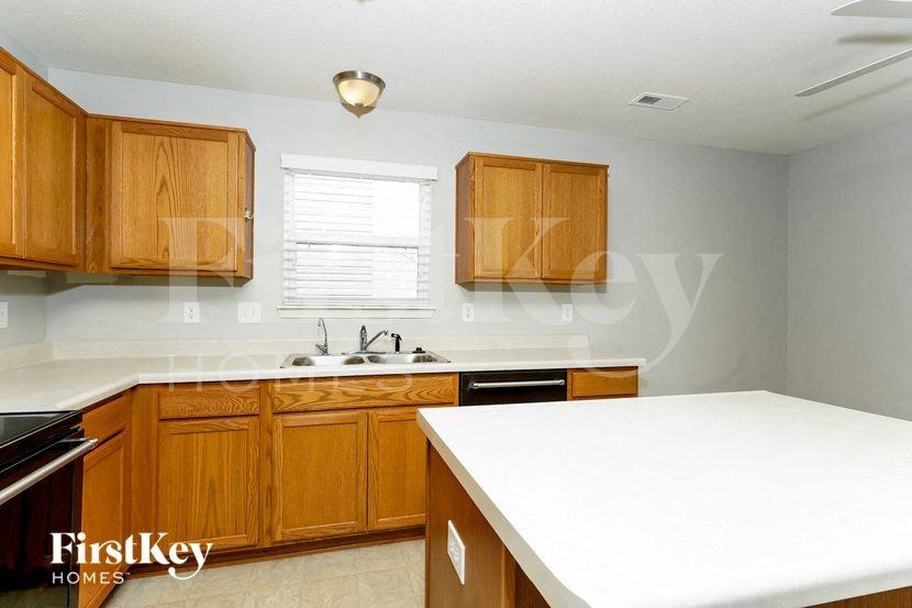 6307 Emerald Springs Dr - Photo 6 of 15