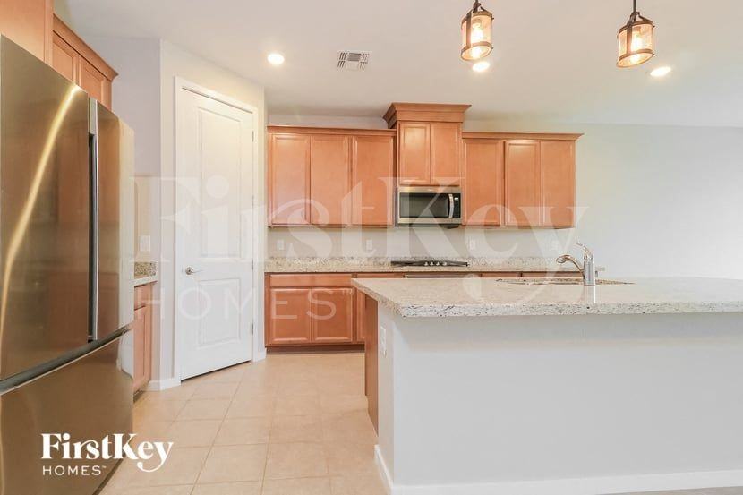 13581 N 141st Ln - Photo 7 of 15