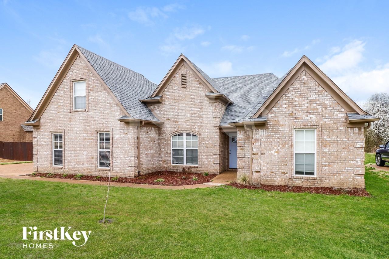 170 Southwind Dr - Photo 2 of 15