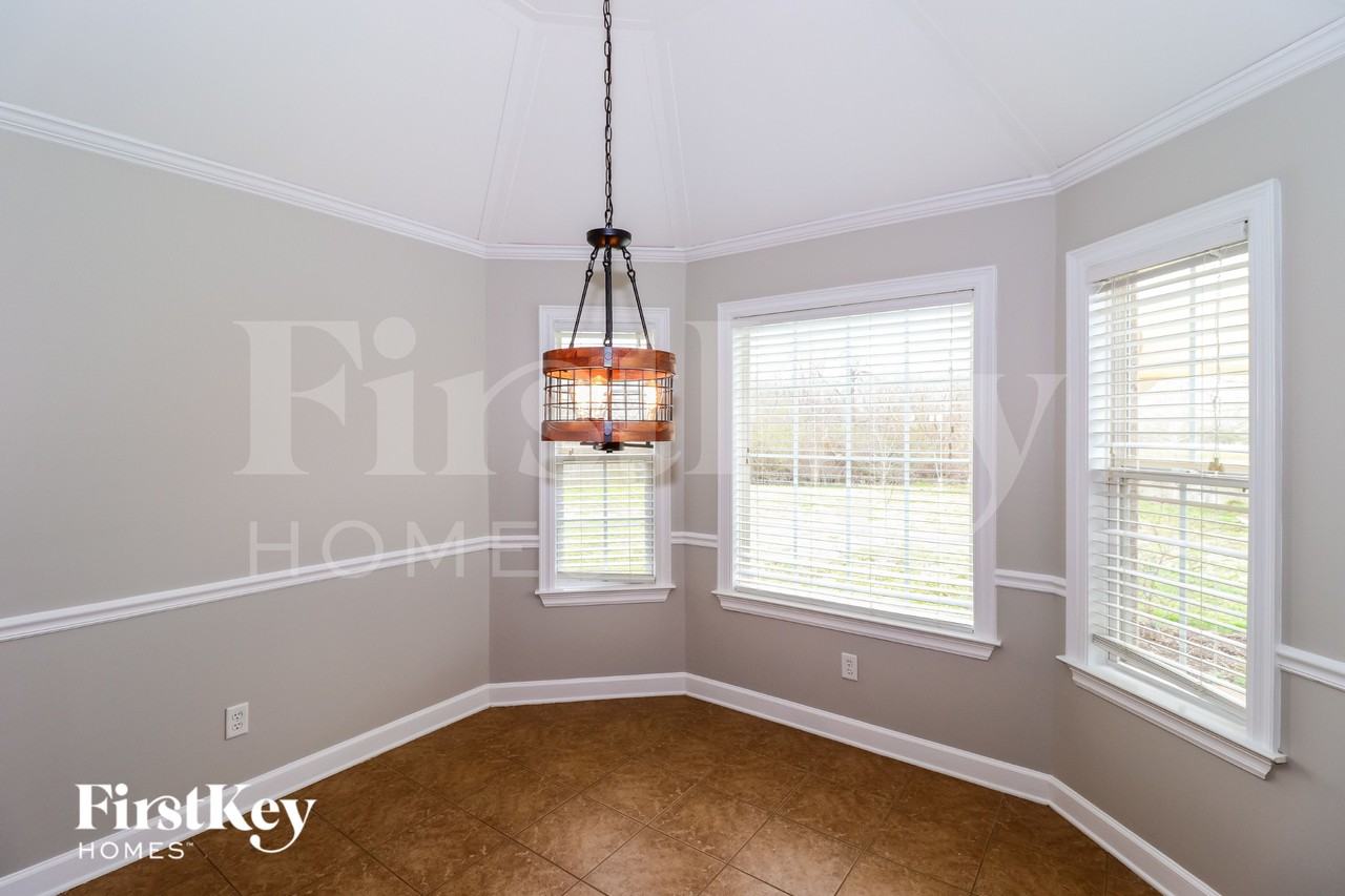 170 Southwind Dr - Photo 5 of 15
