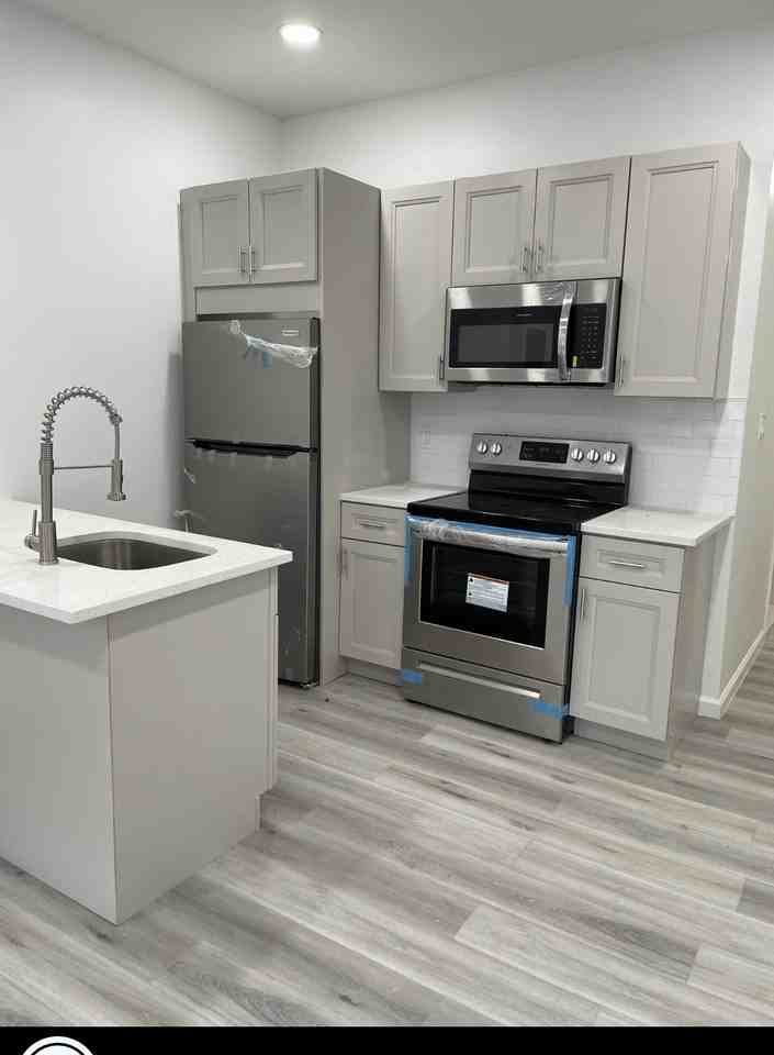 3761 North 18th Street - Photo 3 of 6