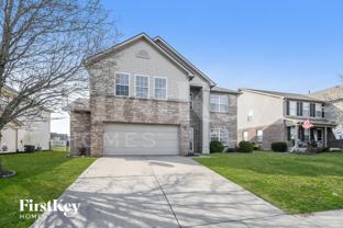 8728 N Springview Dr - Photo 1 of 1