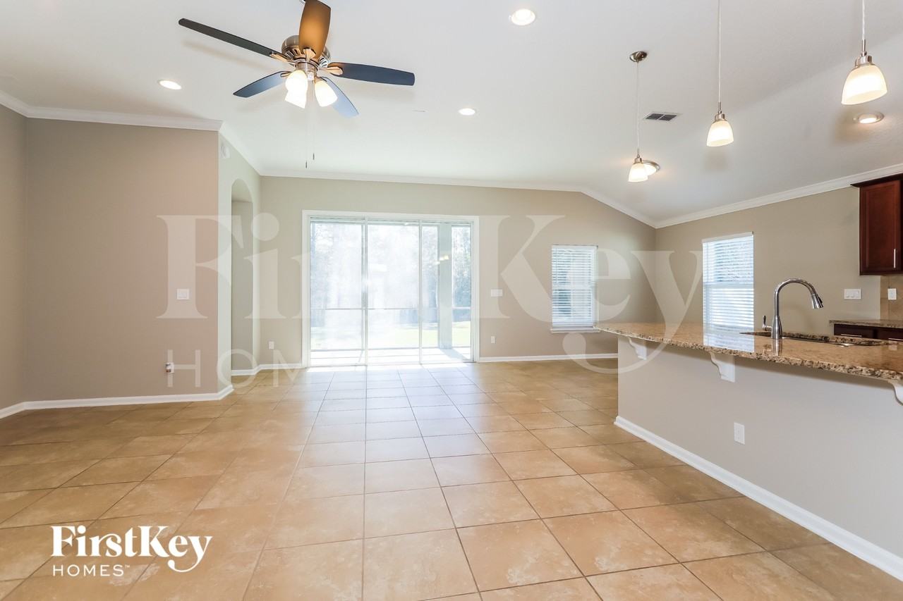 4607 Sherman Hills Pkwy - Photo 4 of 15