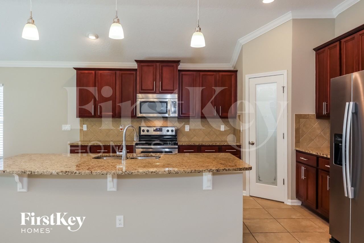 4607 Sherman Hills Pkwy - Photo 6 of 15