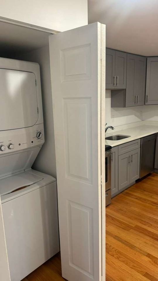 1-14 Iris Court - Photo 2 of 16