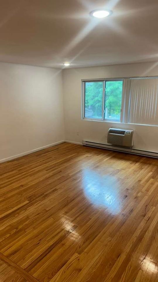 1-14 Iris Court - Photo 3 of 16