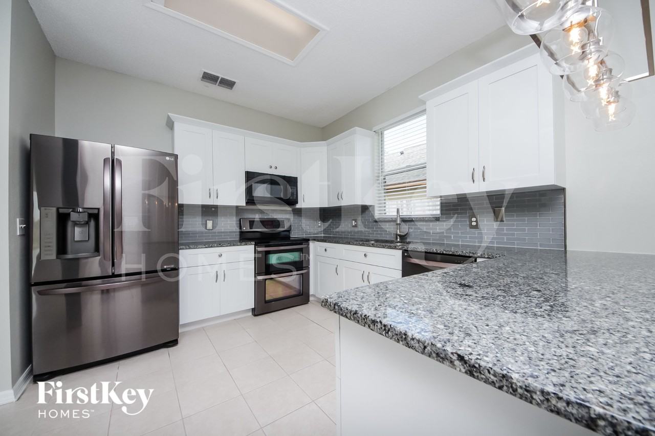 182 White Marsh Cir - Photo 7 of 16