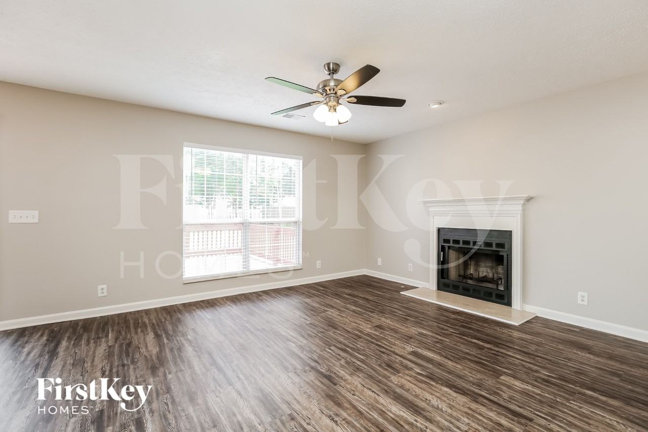 6005 Monroe Xing - Photo 4 of 16