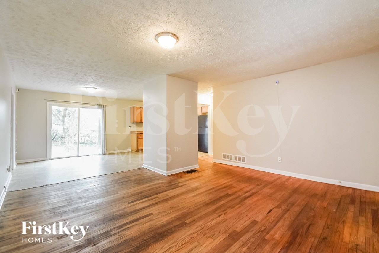 3039 Forrest Park Rd Se - Photo 3 of 16