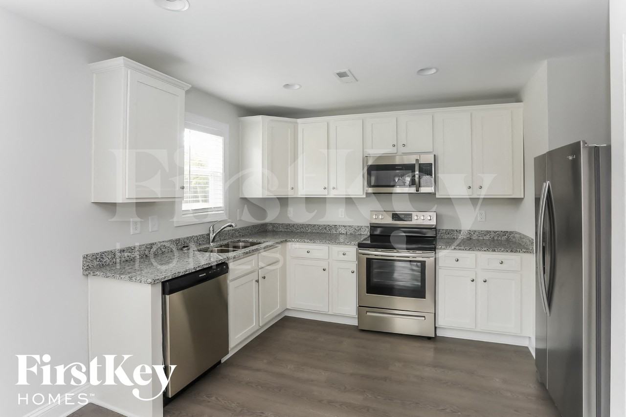 2519 No Mans Ave - Photo 6 of 14